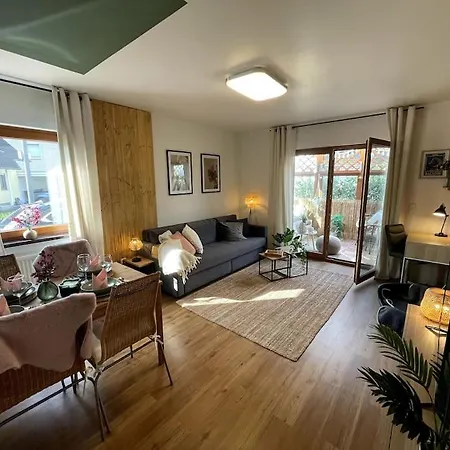 Cozy Wilkipartment Bis 4 Pers - Hund - Netflix - Wlan - Wintergarten - Coffeebar - Popcorn Verl Exterior photo