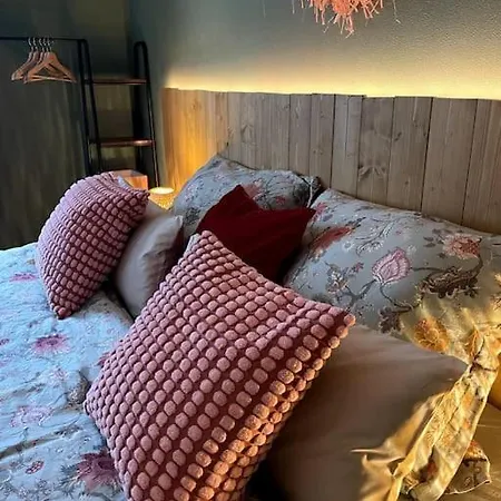 Cozy Wilkipartment Bis 4 Pers - Hund - Netflix - Wlan - Wintergarten - Coffeebar - Popcorn Verl Exterior photo