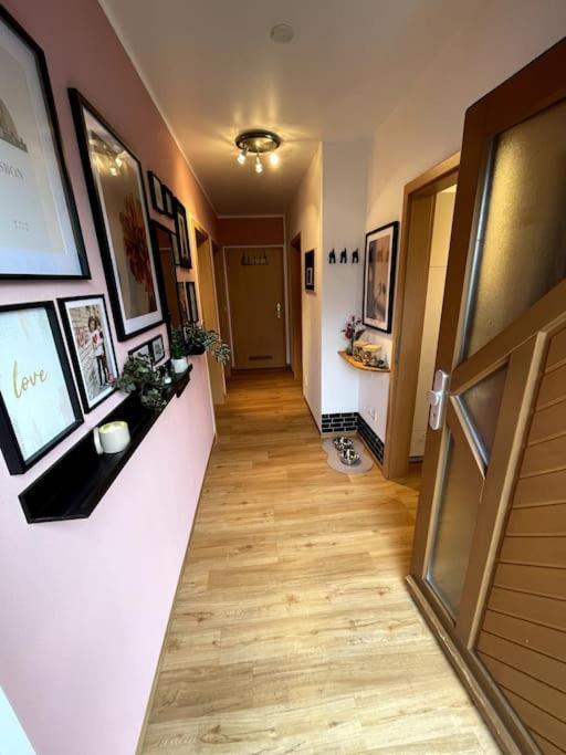 Cozy Wilkipartment Bis 4 Pers - Hund - Netflix - Wlan - Wintergarten - Coffeebar - Popcorn Verl